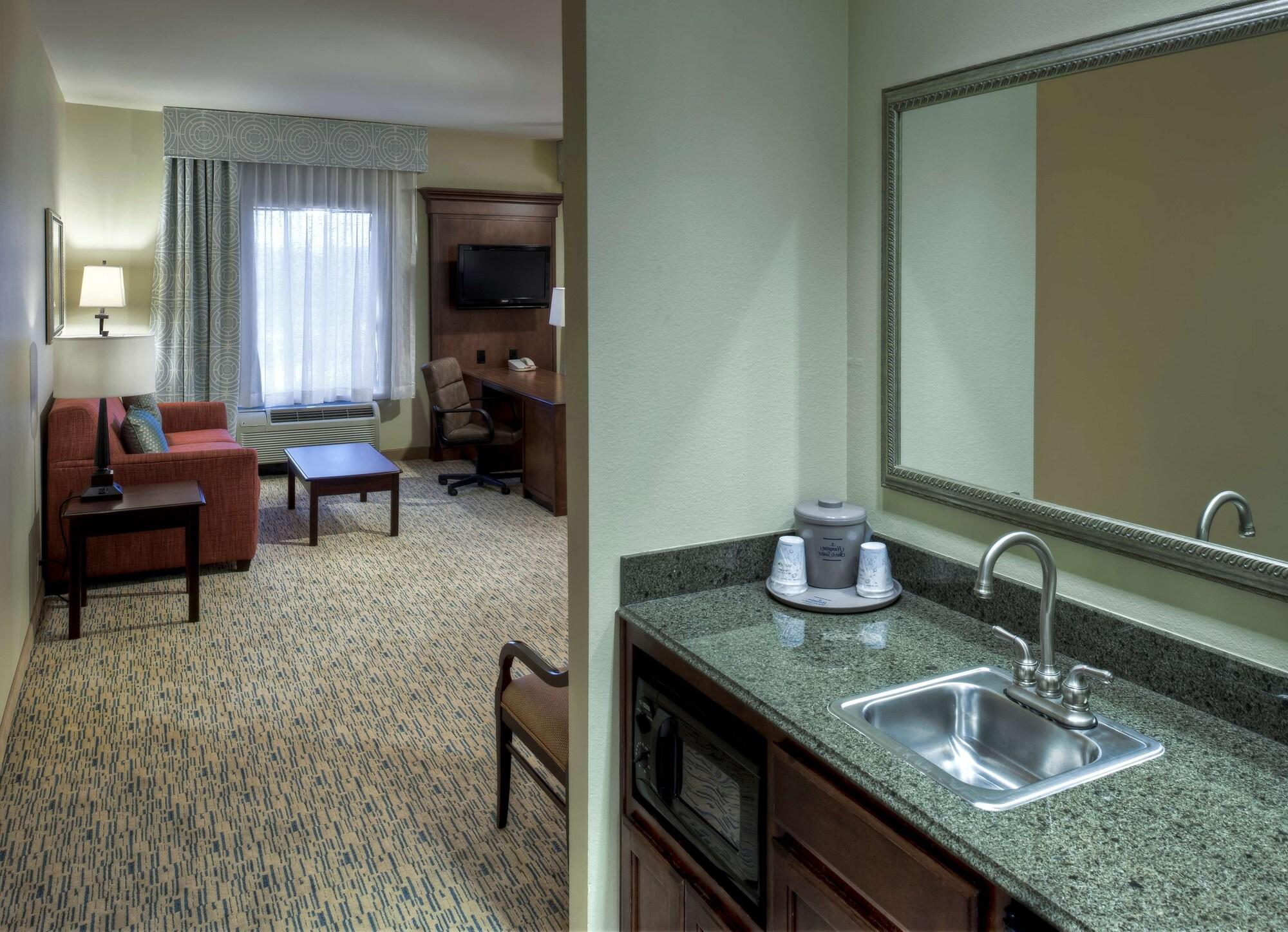 Hampton Inn & Suites Texarkana Exterior photo